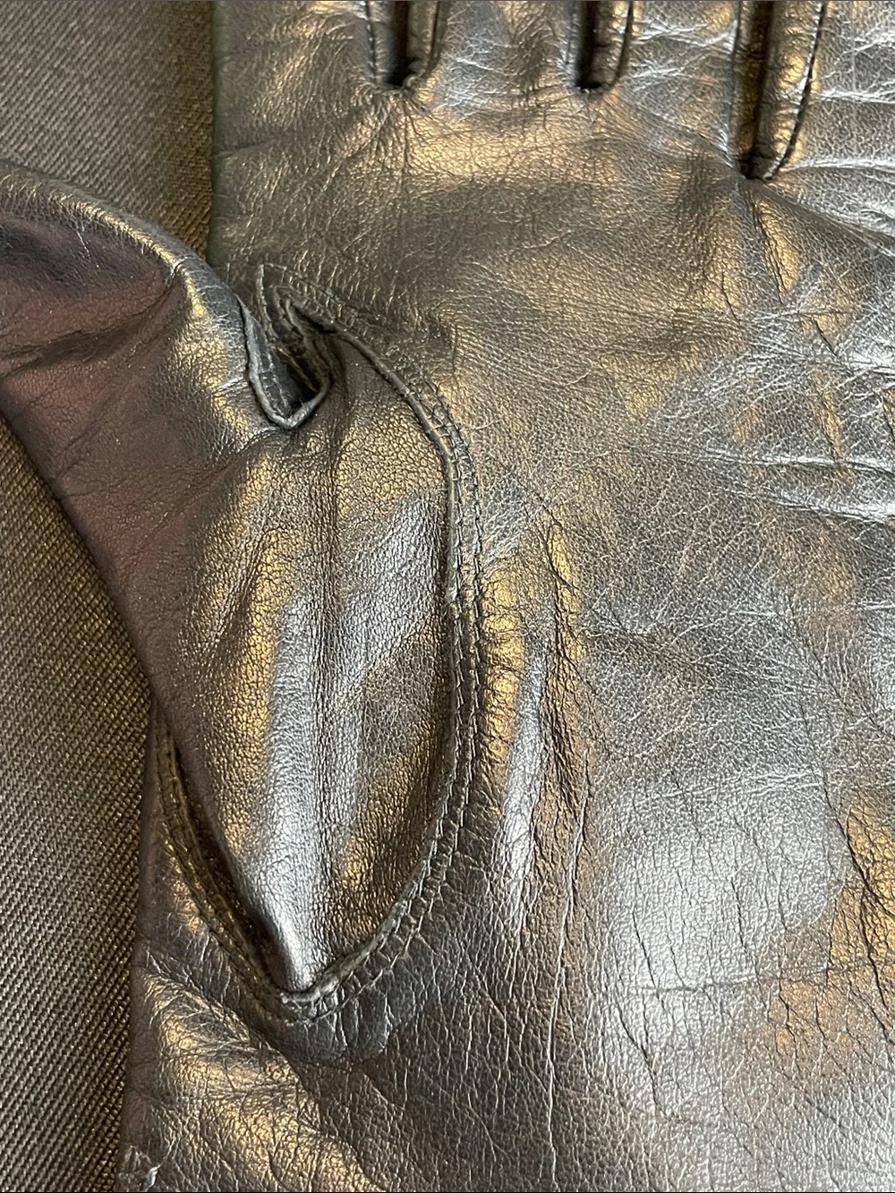 Vintage Black Leather Gloves embroidered size 6 1/2 WPL 9522 classic women’s